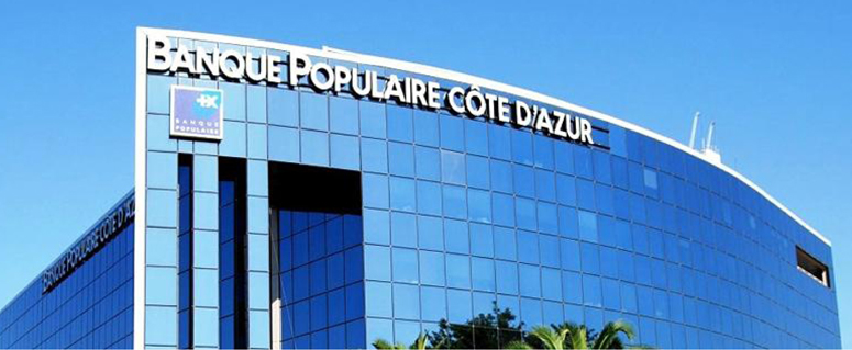 Auditorium de la Banque Populaire Côte d’Azur montre une conférence avec exposition des Fractales de Bernd Preiss